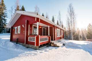 Фото Дома для отпуска Lomaperkkiö Cottages г. Korholanmäki